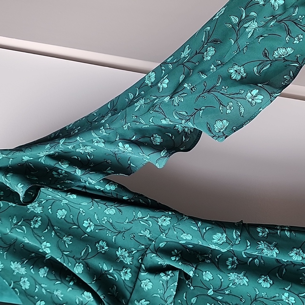 Forest Lily Ruffle Floral Pattern Dress - Picture 2 of 10